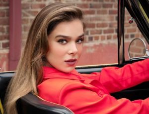 [People Profile] All We Know About Hailee Steinfeld Biography: Age, Career, Spouse, Family, Net Worth