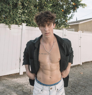 [People Profile] All We Know About Hunter Rowland biography, Career ...