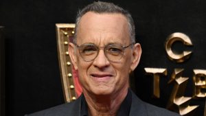 Tom Hanks says 'Philadelphia' wouldn't get made today with a straight actor  in a gay role | CNN