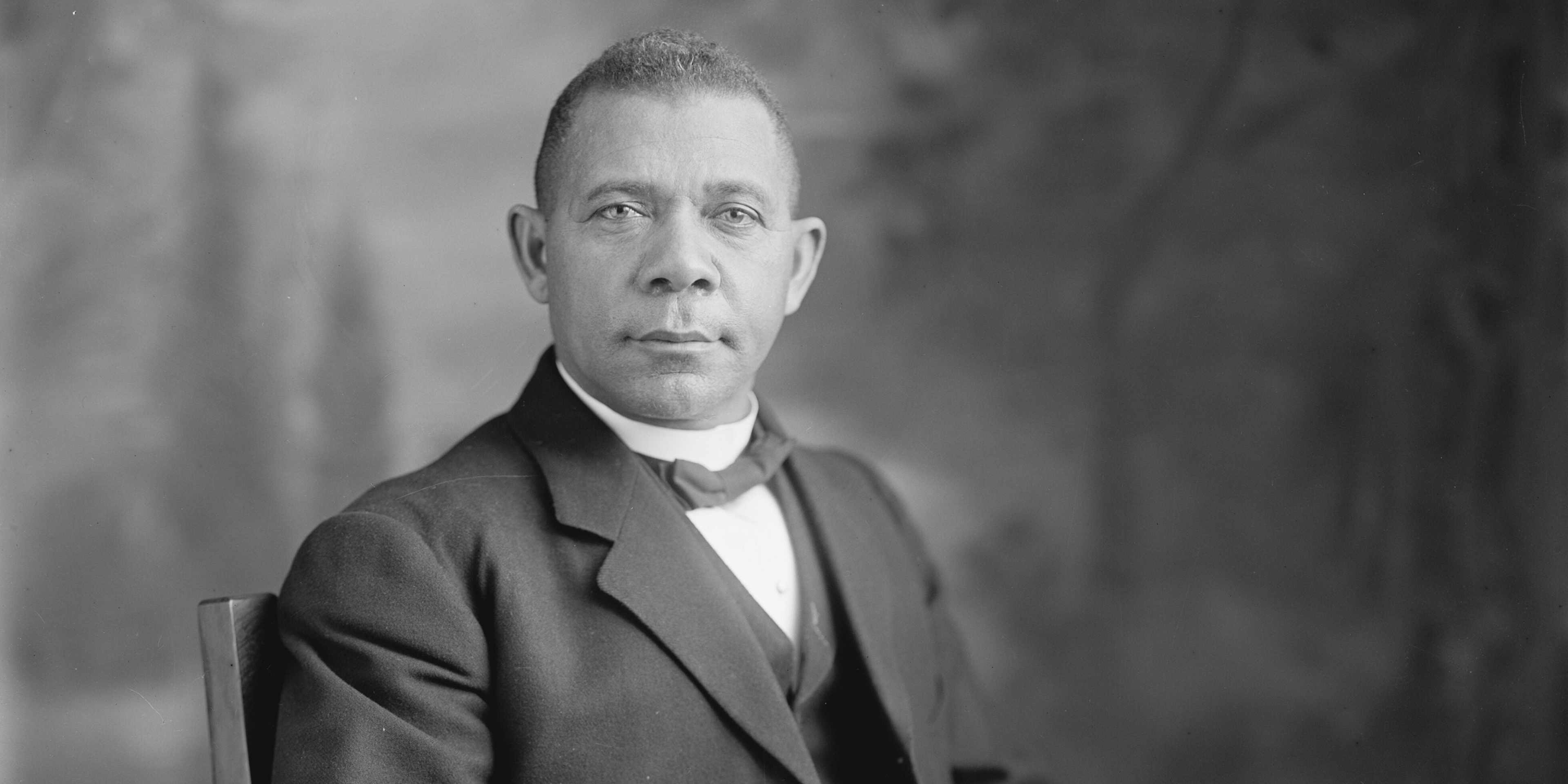 Booker T. Washington - Biography, W.E.B. Dubois & Facts | HISTORY