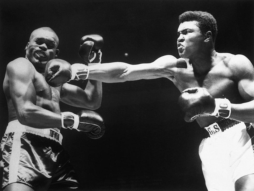 Muhammad Ali: Biography, Heavyweight Boxer, Activist