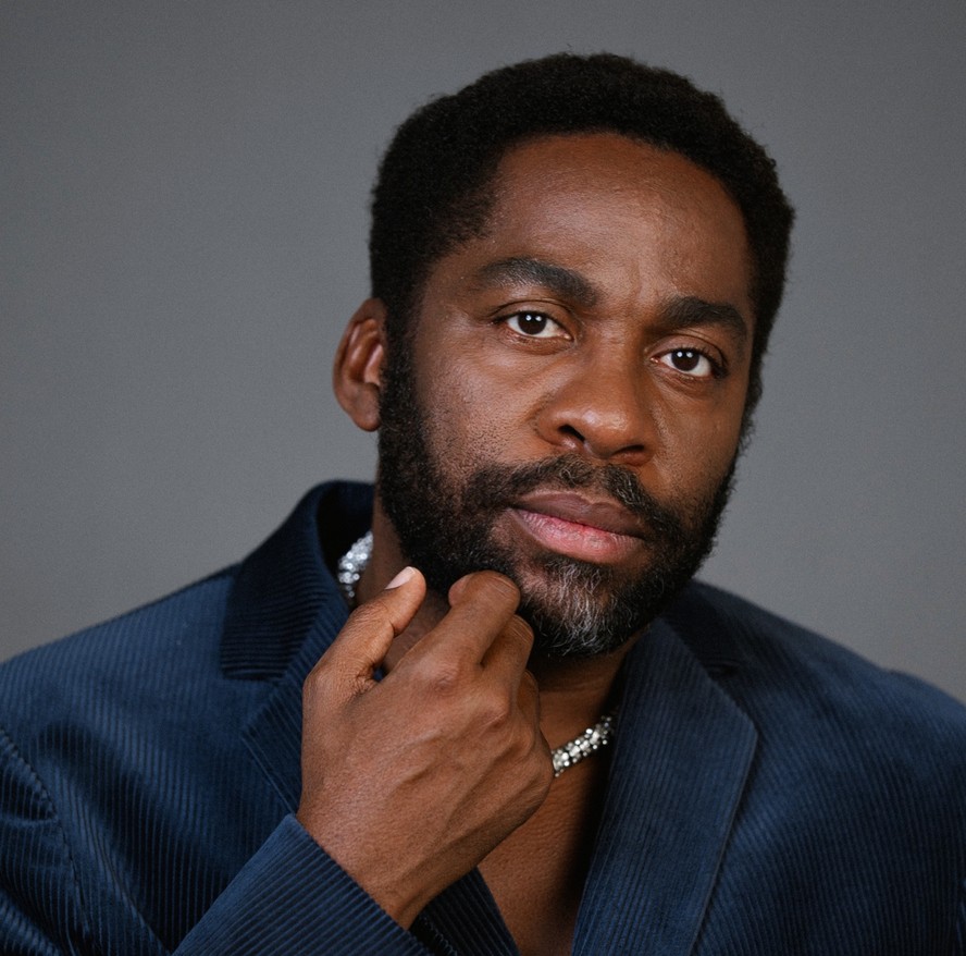 Lázaro Ramos says he finished his new book in Cape Verde, where he wants to live: 'I showed properties there to Taís'.