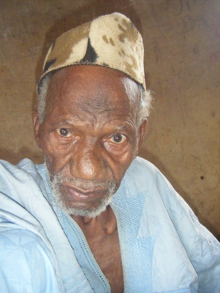 Hausawa na da farin jini -Abubakar Ladan - Aminiya