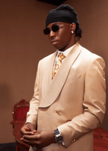 FOLA Bi0graphy: Age, Career, Girlfriend, Net W0rth, Scandal, Songs, Albums